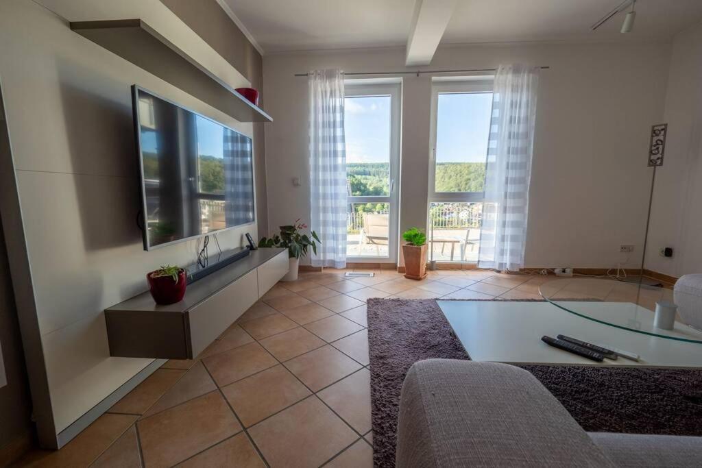 Wohnung Mit Talblick, Ladestation E-Auto Siegen Buitenkant foto
