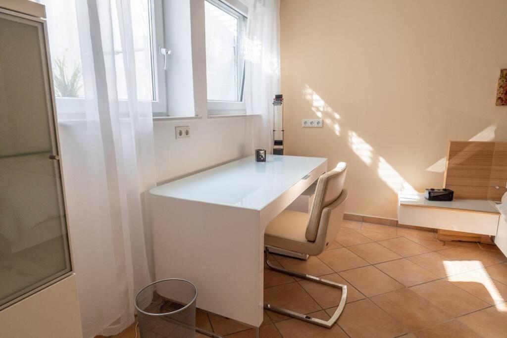 Wohnung Mit Talblick, Ladestation E-Auto Siegen Buitenkant foto
