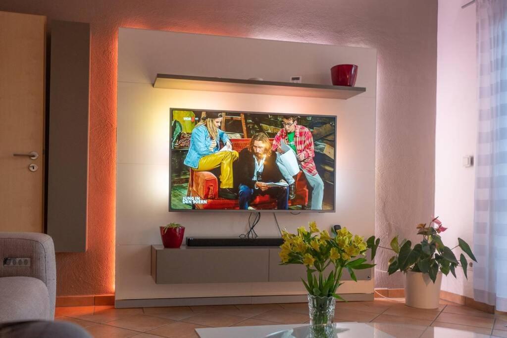 Wohnung Mit Talblick, Ladestation E-Auto Siegen Buitenkant foto