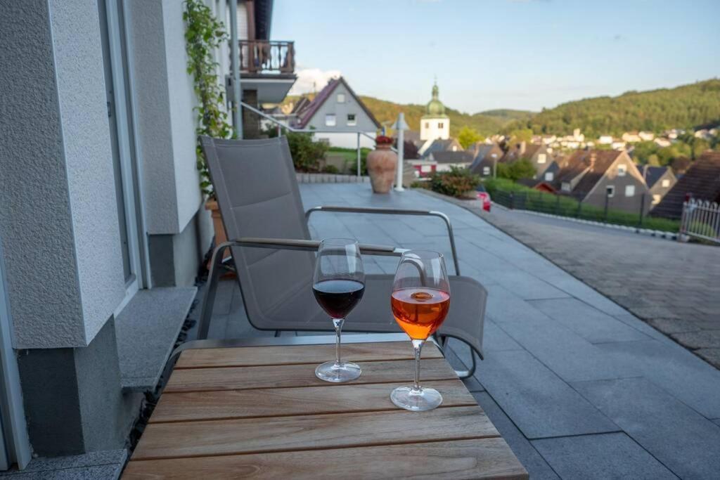 Wohnung Mit Talblick, Ladestation E-Auto Siegen Buitenkant foto