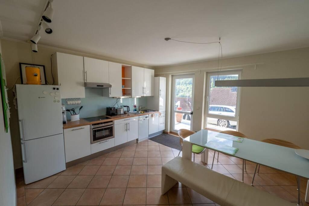 Wohnung Mit Talblick, Ladestation E-Auto Siegen Buitenkant foto