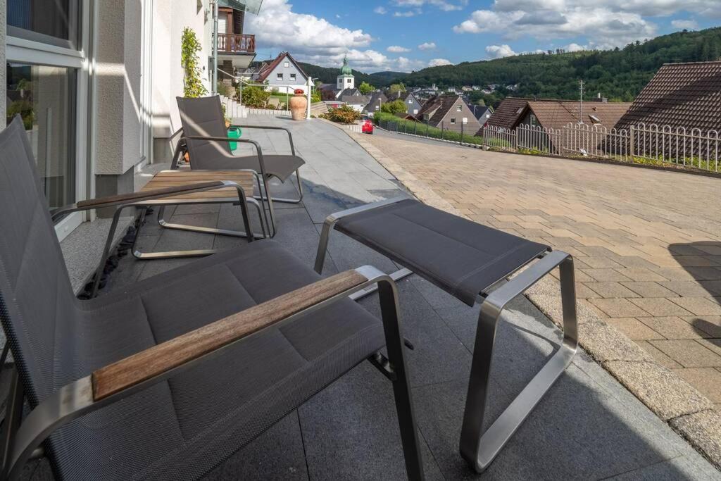 Wohnung Mit Talblick, Ladestation E-Auto Siegen Buitenkant foto